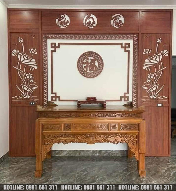 Bàn thờ đứng nhỏ tại Chung cư Vinhomes Sky Lake Phạm Hùng